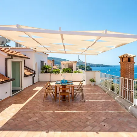 Yourhome - La Terrazza Nel Blu *