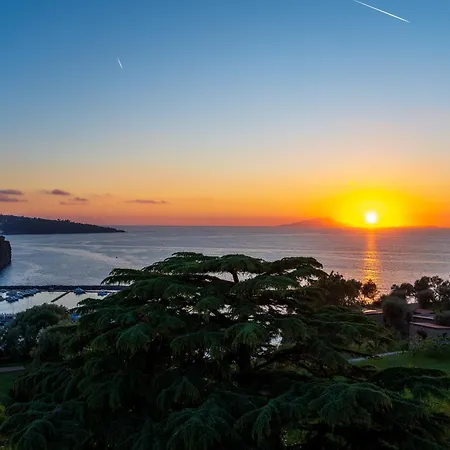 Yourhome - La Terrazza Nel Blu *
